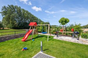 Backstein Huus – Spielplatz